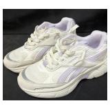 Reebok Girlï¿½s Size 2 Chaos Sneakers, Lughtly Used