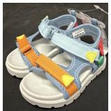 Oshkosh Toddler Size 6 Sandals