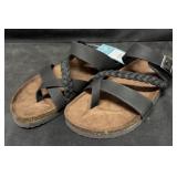 Mountain Sole Ladies Size 9 Leather Sandals