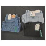 Women's size 18 Levi's denim shorts, shorts and