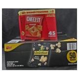 Cheez-It crackers 45 pouches. Smart food White