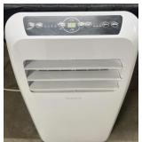 Serene Life portable air conditioner, turns on
