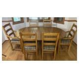 Oak dining table with 6 chairs and 2 leaves, 73ï¿½