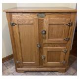 White Clad oak 3 door ice chest, 32ï¿½ x 20ï¿½ x 35ï¿½