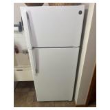 GE Refeigerator & Freezer, working properly, 28ï¿½
