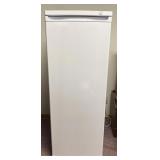 Frigidaire freezer in working order, 22ï¿½ x 22ï¿½ x