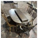 Dining table with 2 leaves & 6 chairs