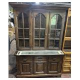 China Cabinet with shelves (top is detachable)