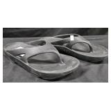 Used Men's size 11 Hurley flip flops