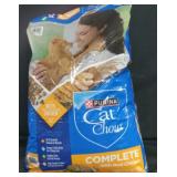 25lb Purina cat chow food