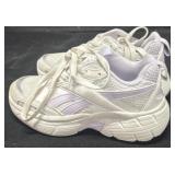 Reebok size 1k shoes