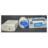 Clear plastic forks 300 count. Dixie paper bowls