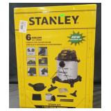 Stanley 6gal stainless steel wet/dry vacuum. Non