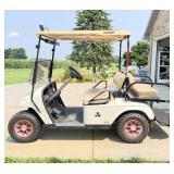 EZ Go Electric Golf cart, Batteries Approx 2 yrs
