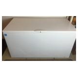 Frigidaire Gallery chest freezer, turns on and