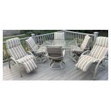 7-piece Outdoor patio set, glass top table, 4