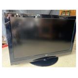 53ï¿½ LG TV, model: 52L G70-UG, turns on, no remote