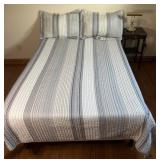 Rise powered Full mattress, boxspring, side table