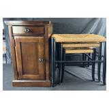 Side table with outlet & set of 3 nesting stools
