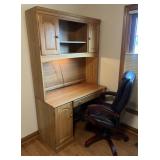 2-piece oak desk and leather office chair, 48ï¿½ x