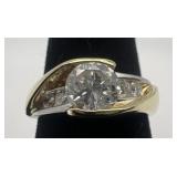 18k gold, Platinum and Diamond Ring, size 6, 5.0