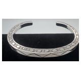 Sterling bangle, 3.25' x 2.25', 1.82 Oz Troy,