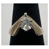 14k gold and diamond ring, size 5.5, 2.85 dwt