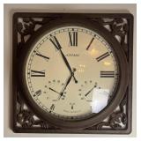 Atomic wall clock with temperature and humidity