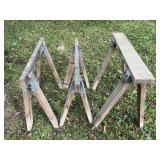3 saw horses