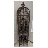 Metal wine rack with floral decoration, excluding