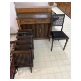 Vintage Saginaw Telescoping bar cabinet with set
