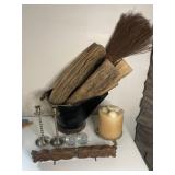 Group of decorative accessories, ash pail,