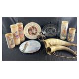 Group of decorative accessories, carved horns,