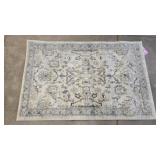 KAS Hue 7202 Ivory Farrah Area Rug