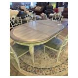 Hooker Furniture Round Table with 5 Chairs