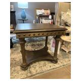 Hooker Furniture End Table with Decorative Trim