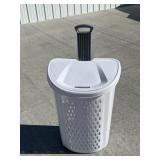 Rolling clothes hamper