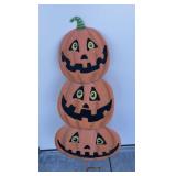 Metal pumpkin yard decoration