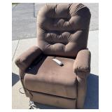 Lift chair, LIKE NEW