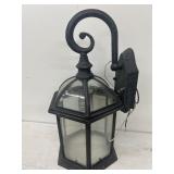 Porch light fixture