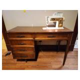 MCM Singer Mod. 640 Touch & Sew
