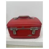 American tourist TIARA overnight case
