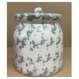 Terra-cotta cookie jar