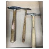 Rock hammers