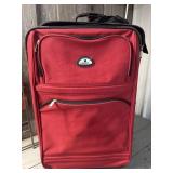 Leisure suitcase