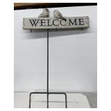 Yard welcome sign
