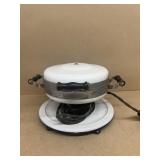 Porcelain waffle iron