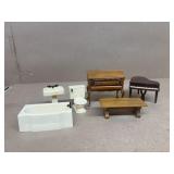 RENWAL wood doll furniture