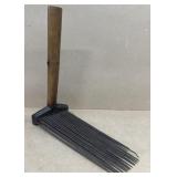 Wooden FLAUX comb antique