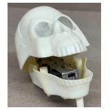 Chattering skull does work